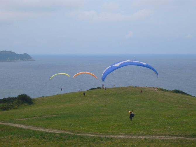 Startplatz 2: Auf dem Weg zur Hangkante... Die Toplande- möglichkeiten sind grenzenlos