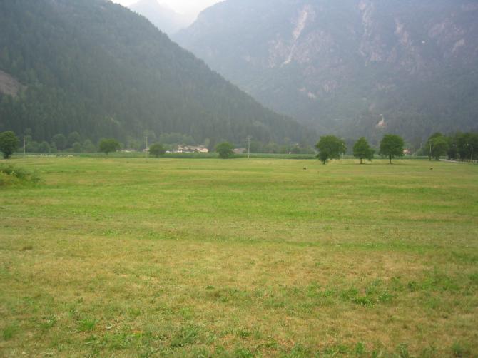 Grosser weiter Landeplatz