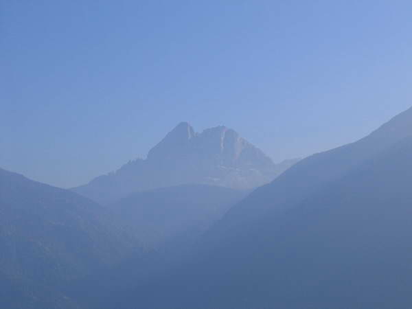 Erster Fels von den Dolomiten vom Startplatz aus! Mehr unter www.Tommis-Web.de (unter Paragliding->Lüsen)