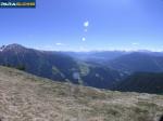 Paragliding Fluggebiet Europa » Italien » Trentino-Südtirol,Gitschberg,Blick vom Startplatz Richtung Osten das Pustertal entlang