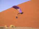 Paragliding Fluggebiet Afrika » Namibia,Dune 45,So sieht ungefaehr die Technik aus, die man richtig drauf haben muss, um die Duene nach oben zu kommen.