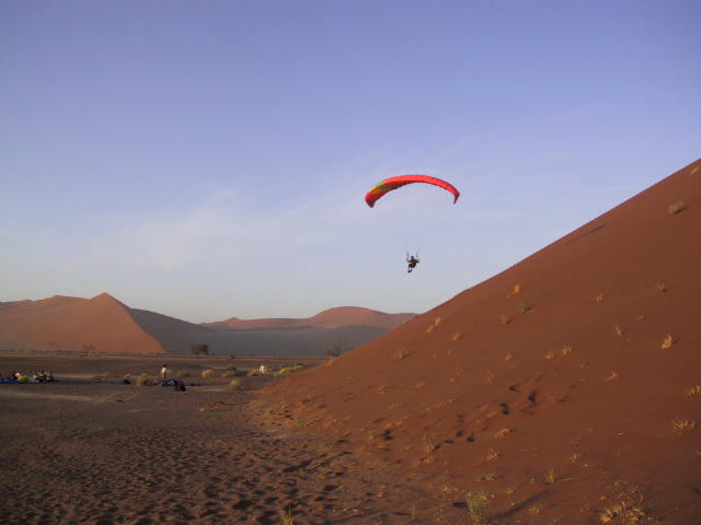 So kann das fliegen hier bei starkem Wind ausssehen.