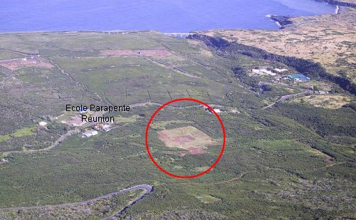 Übungshang und Notlandemöglichkeit bei starkem Wind am Meer bei der Flugschule "Azurtech"

©www.lvlr.net