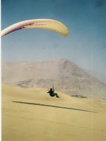Paragliding Fluggebiet Südamerika » Chile,Alto Hospicio,Landung am Friedhof 10.01.2000