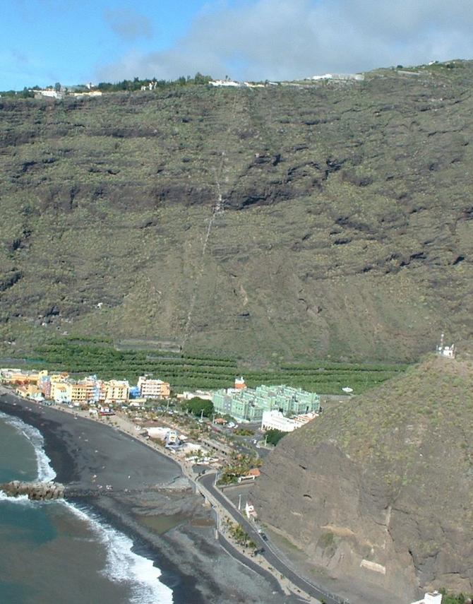 Bild über dem Hafen Tazacorte (Landeplatz).