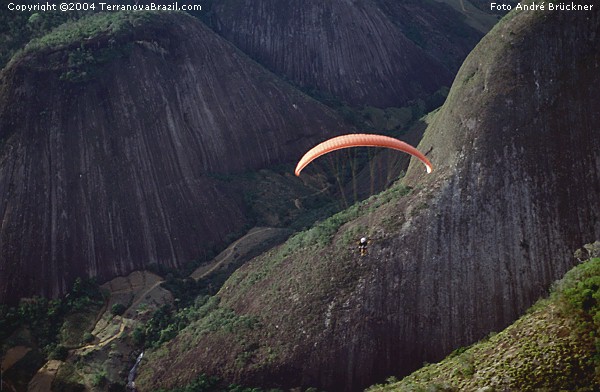 Nach dem Start unterhalb der Nordrampe. Foto Andre Brückner, www.terranovabrazil.com