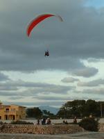Paragliding Fluggebiet Europa » Spanien » Balearen,Sa Torre / Cabo Blanco,Vor der Landung.