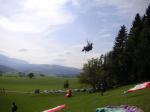 Paragliding Fluggebiet Europa » Österreich » Steiermark,Gelderkogel,Der Chef persönlich beim Bodenhandling am Schulungsgelände der Flugschule Steiermark.