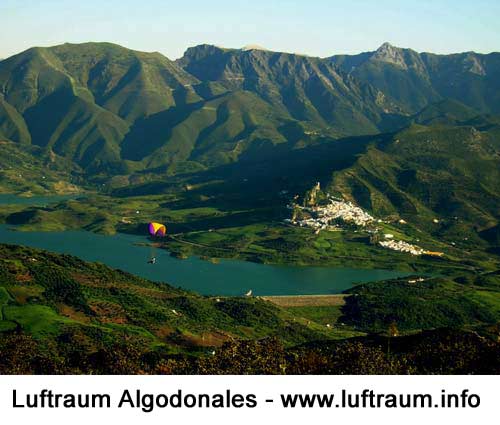 Algodonales, Andalusien, Spanien
www.luftraum.info