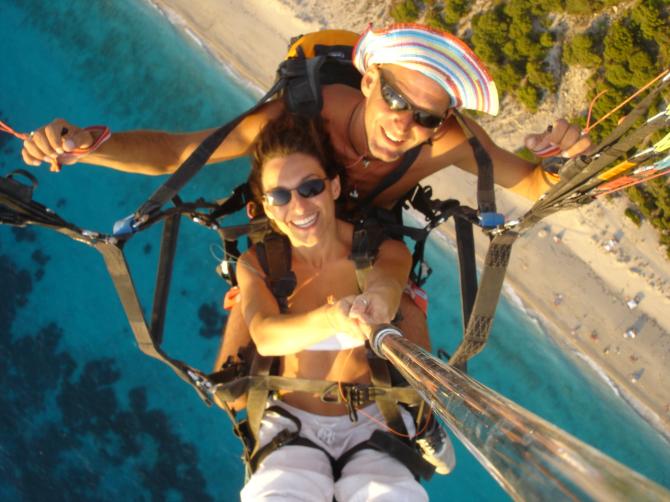 14.08 2008 Flug mit Sylvia von Black Hawk Airport...
and lot of fun....