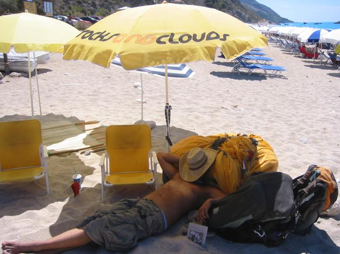 siesta in der mittagshitze......lefkas 2005.....