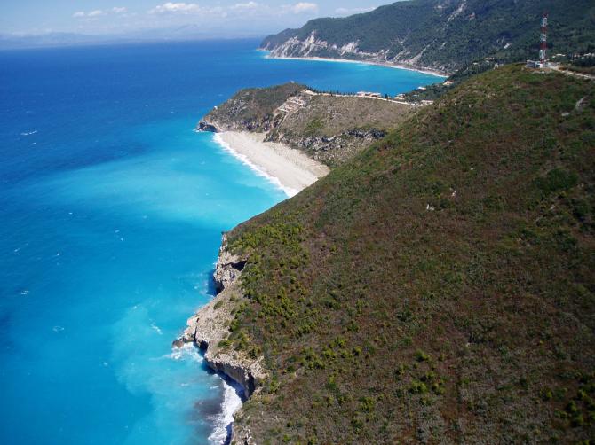blick auf milos beach bei agios nikitas  lefkas 2005..