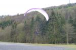 Paragliding Fluggebiet Europa » Deutschland » Nordrhein-Westfalen,Morsbach Hohe Hardt,Klaus im Landeanflug!
