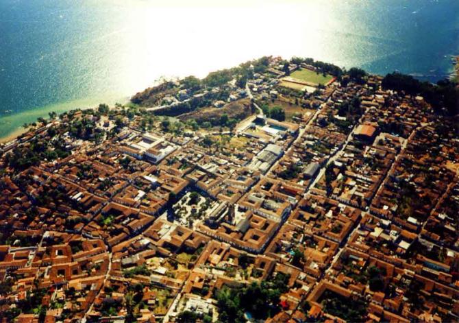 El Pueblo (Dorf) von Valle de Bravo