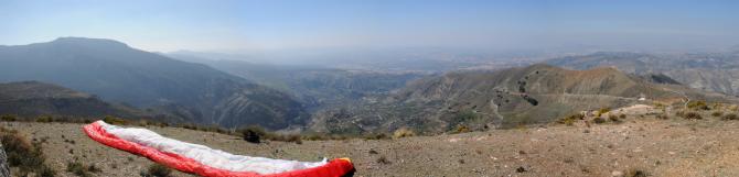 Blick Ritg Granada (im Bild rechts)