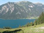 Paragliding Fluggebiet Europa » Österreich » Tirol,Rofangebirge,Zu sehen ist der Startplatz neben der Bergbahn