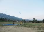 Paragliding Fluggebiet Europa » Spanien » Katalonien,Hochplateau von Coforb und Copolat vor der Sierra de Cadí bei Berga,Jede Menge Platz am Landeplatz
