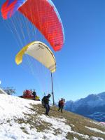 Paragliding Fluggebiet Europa » Schweiz » Graubünden,Crap Sogn Gion,The master himself: Piti07