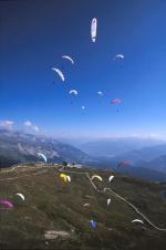 Paragliding Fluggebiet Europa » Schweiz » Graubünden,Crap Sogn Gion,mit freundlicher Genehmigung ©www.azoom.ch