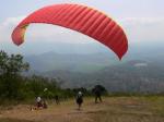 Paragliding Fluggebiet Asien » Indonesien,Gunung Haruman,Susi hebt ab!