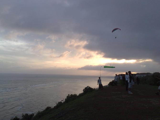 Timbis zum Sonnenuntergang 
Nov 2007

© John Campen