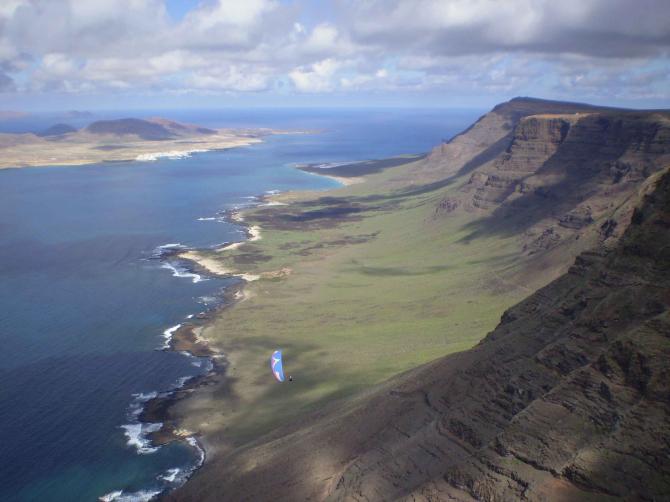 ...sich mit dem Boot abholen lassen ist wahrscheinlich auch viel zu teuer...:-(