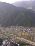 Paragliding Fluggebiet Asien » Japan,Iwayasan Flight Area,Grosszüger Landeplatz; unmittelbar nach dem Start sichtbar