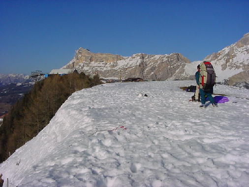 zweiter Startplatz - Klippenähnlich bei gutem Wind gut machbar.
