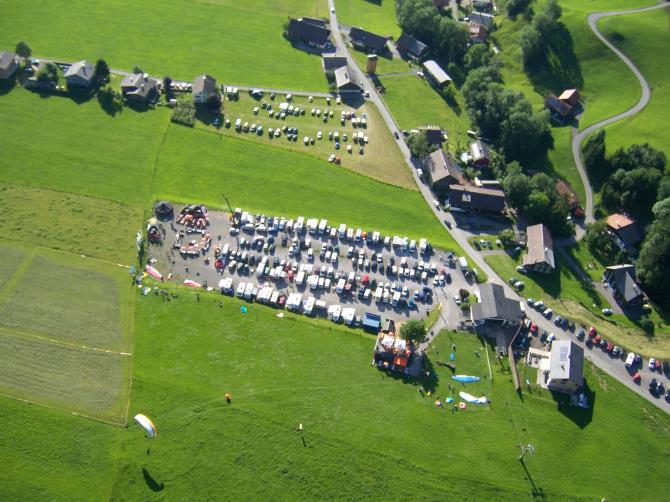 Landeplatz in Andelsbuch.
Landingground in Andelsbuch!