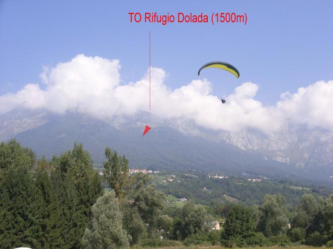 Mte.Dolada und TO von Landeplatz in Pieve d'Alpago aus