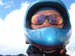Paragliding Fluggebiet Europa » Schweiz » Wallis,Steibenkreuz-Bellwald,bild geschossen nach mega klapper.
weiche knie hinderten mich nicht auf strecke zu gehen.hahaha....
