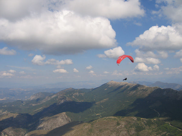 Über dem Startplatz von Mont Denier mit Blick richtung Westen