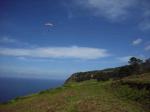 Paragliding Fluggebiet Europa » Portugal » Madeira,Ponta do Pargo,Abheben und Wohlfühlen, auch wenn Madeiras Steilküsten beängstigend tief abfallen, umso besser ist das Aufwindband ;-) zumindest auf den ersten ca. 50 Metern ;-)