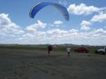 Paragliding Fluggebiet Afrika » Südafrika,De Aar Flugfeld,Bei der Landung