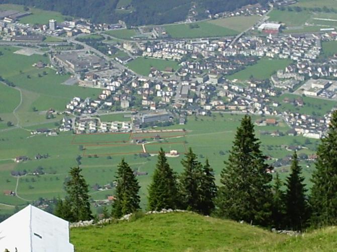 landeplatz Stans, mann/frau achte auf welcher seite des Bauernhauses der windsack "steckt", oberer oder unterer Lp