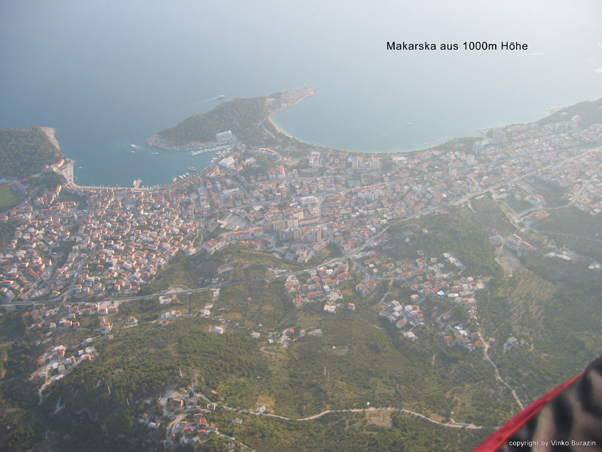 Makarska von oben.

(c) VinBur