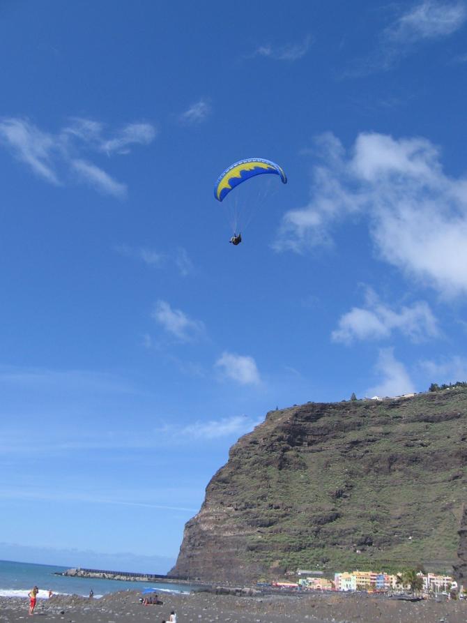 Blick vom Landeplatz auf die Nase/ Kante, März 2006