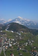 Paragliding Fluggebiet Europa » Österreich » Vorarlberg,Schnifnerberg,Thermik rocks !
Der Ort und die Landeplätze.
Frühjahr 2005