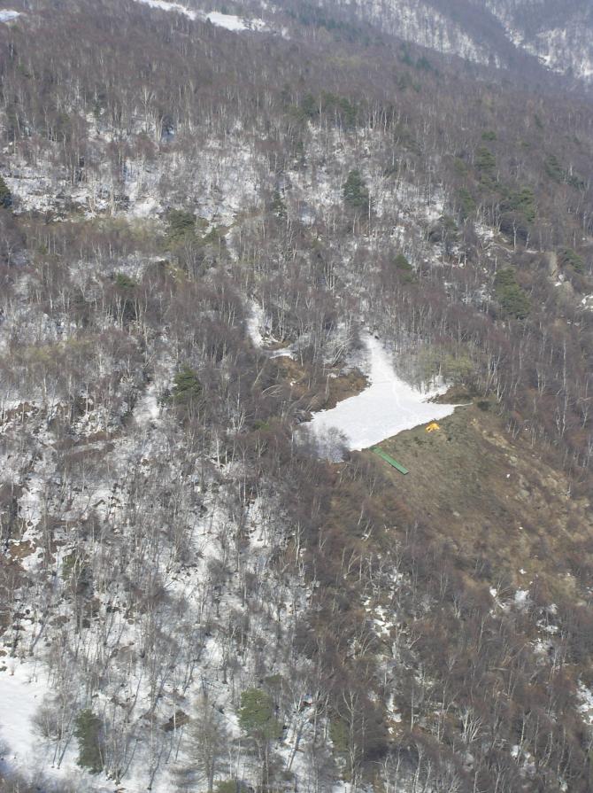 Andrate - "oben", grosszügige Waldlichtung mit Deltarampe.