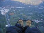 Paragliding Fluggebiet Europa » Italien » Trentino-Südtirol,Vigiljoch,Die Landewiese vom Flug aus