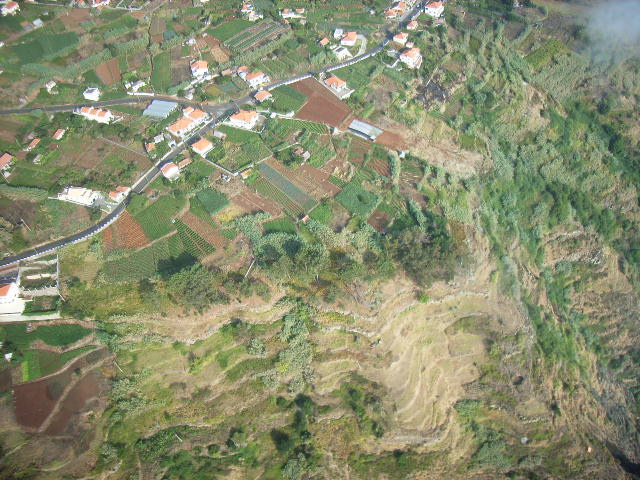 knapp 300m über Canhas, Südküste Madeira, Soaring und Thermik im Mix