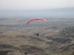 Paragliding Fluggebiet Asien » Tadschikistan,Djangalak,Onno van der Wind fliegt ins Karateghin Tal, 22. Oktober 2006.