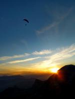 Paragliding Fluggebiet Europa » Spanien » Andalusien,Abdalajis - Levante GESCHLOSSEN,Fliegen in butterweicher Thermik - bis es fast zu dunkel ist zum Landen ;-)