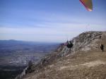 Paragliding Fluggebiet Europa » Slowenien,Kovk,8.3.09 Der Windsack im Hintergrund sagt alles über die vorherrschenden Bedingungen
