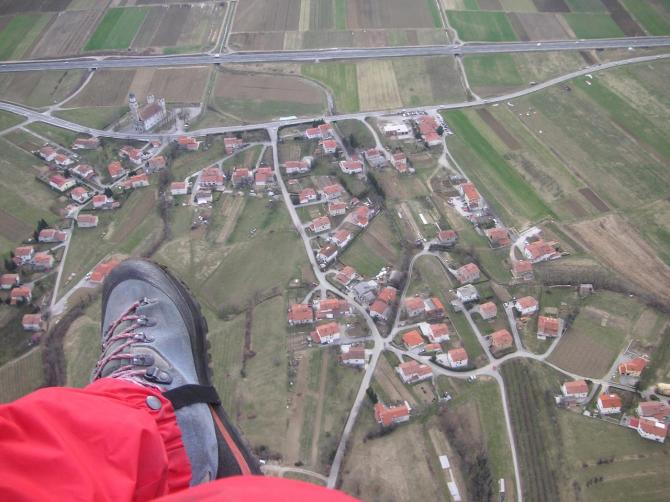 8.3.09 Landeplatz von Oben im Bild rechts.