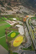 Paragliding Fluggebiet Europa » Schweiz » Graubünden,Chur Brambrüesch-Dreibündenstein,Chur - "Obere Au"
mit Bushaltestelle/ Parkplatz/
Hochspannung