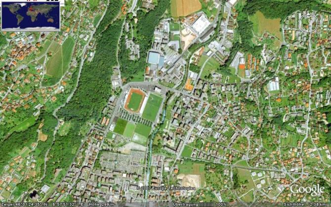 Google-Blick auf den damaligen Landeplatz.
Das landen im kleinen eingezäunten LIDO war nie offiziell