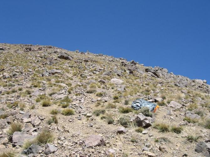 Der Startplatz ist wie so viele Startplätze in Marokko etwas rocky.