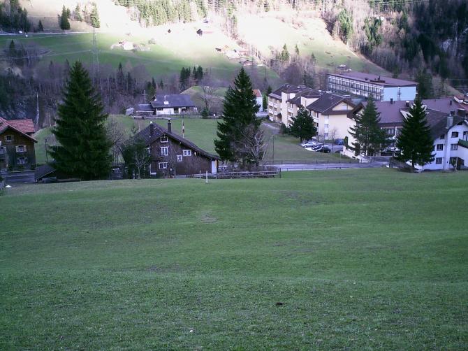 Landeplatz Valens im Taminatal, Fahne sehr guet  sichtbar. 10 geh min von Postautostation Valens in Richtung Bad Ragaz Bahnhof