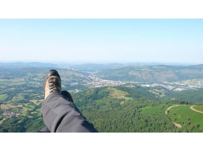 Foix vorne rechts. Zugverbindung von Toulouse alle 2h. Fahrt ca. 1h